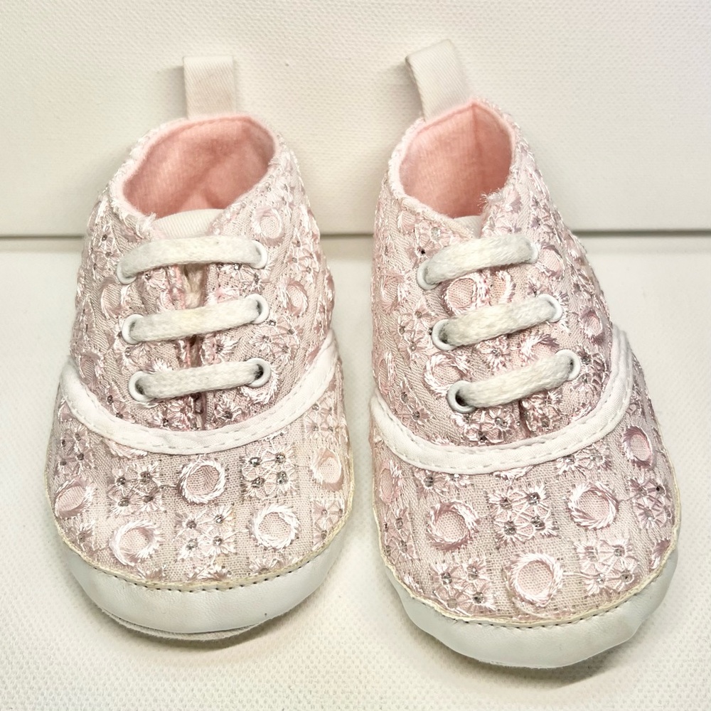 Laura Ashley Embroidered Sparkly Crib Sneakers Sz 9-12M Pink Walker Infant NWOT